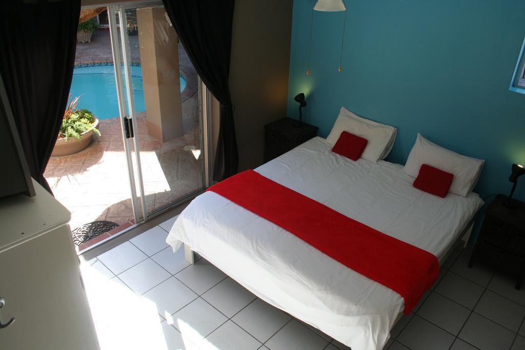 Colors Of Cape Town Lodge Стая снимка