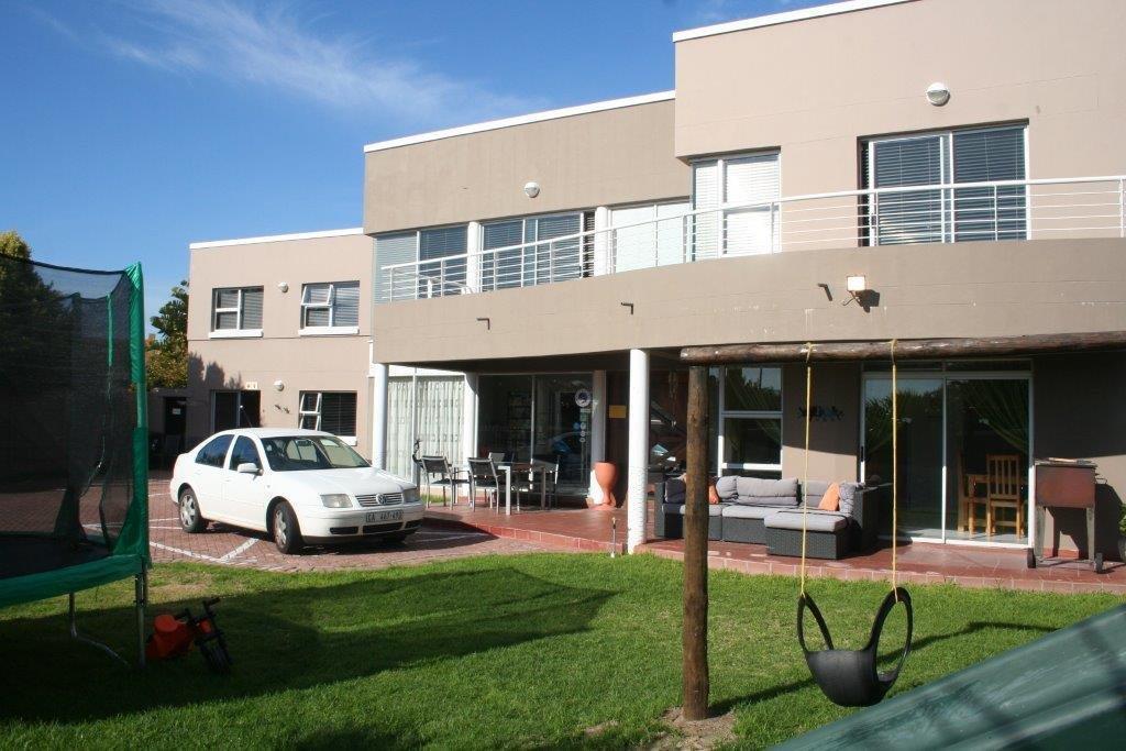 Colors Of Cape Town Lodge Екстериор снимка